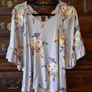 NWOT Lilac Floral Flowy Blouse